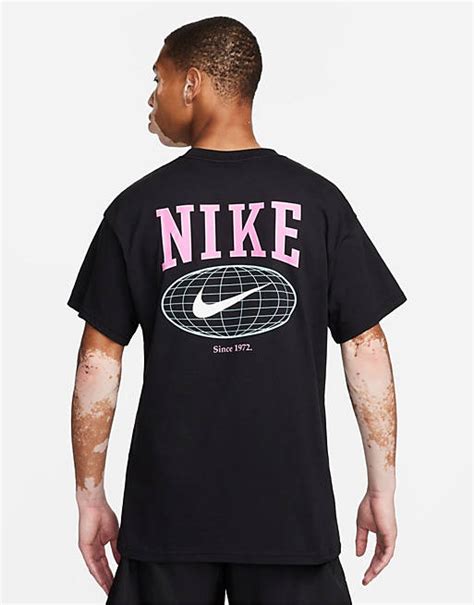 Nike Swoosh graphic backprint t